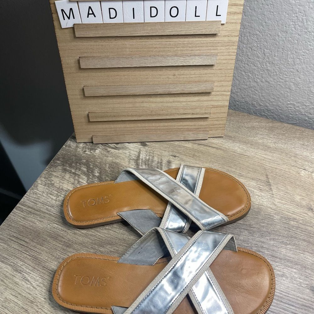 Toms Silver Crisscross Sandals